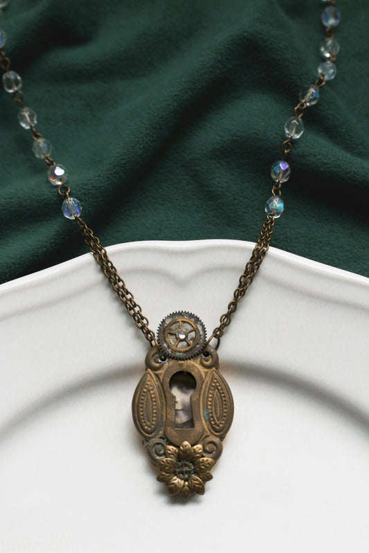 Admiral Leslie Humble - steampunk vintage keyhole necklace